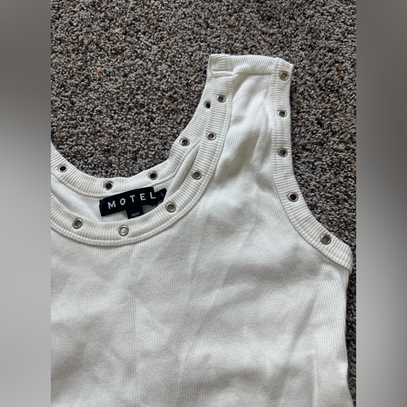 Sold out - Picture 3 of 5